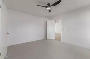 8938 W Echo Ln, Peoria, AZ 85345 - Photo 18