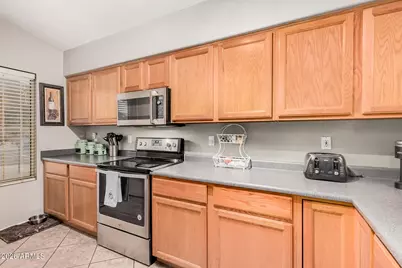 18221 N Skyhawk Drive, Surprise, AZ 85374 - Photo 4