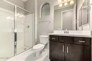 3511 E Crest Ln, Phoenix, AZ 85050 - Photo 30