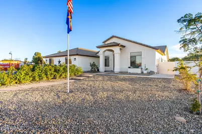 2863 E Cedar Waxwing Drive, Gilbert, AZ 85298 - Photo 4