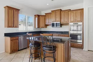 18233 W Estes Way, Goodyear, AZ 85338 - Photo 12