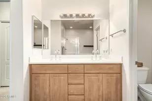 705 W Queen Creek Rd, Chandler, AZ 85248 - Photo 14