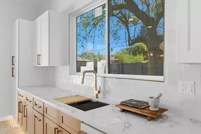 333 W Seldon Lane, Phoenix, AZ 85021 - Photo 34