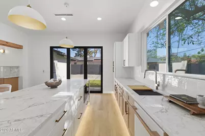 333 W Seldon Lane, Phoenix, AZ 85021 - Photo 32