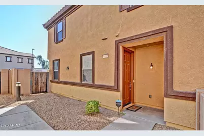 8169 W Groom Creek Road, Phoenix, AZ 85043 - Photo 2