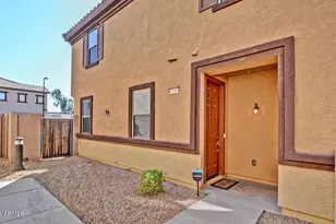 8169 W Groom Creek Rd, Phoenix, AZ 85043 - Photo 2