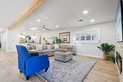 4825 N 82nd Street, Scottsdale, AZ 85251 - Photo 10