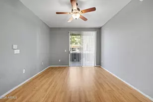 2929 W Yorkshire Dr, Phoenix, AZ 85027 - Photo 4