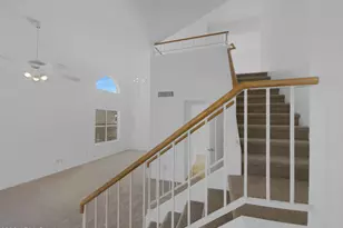 9023 W Mauna Loa Ln, Peoria, AZ 85381 - Photo 8