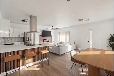 334 N 18th Drive, Phoenix, AZ 85007 - Photo 8