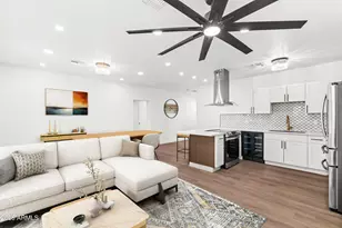 334 N 18th Dr, Phoenix, AZ 85007 - Photo 8