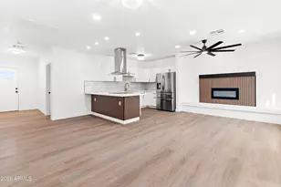 334 N 18th Dr, Phoenix, AZ 85007 - Photo 12