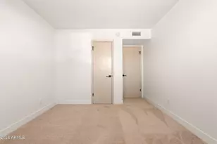 17 E Cairo Dr, Tempe, AZ 85282 - Photo 24