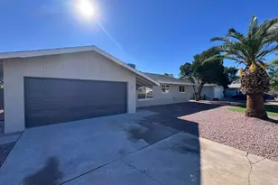17 E Cairo Dr, Tempe, AZ 85282 - Photo 4