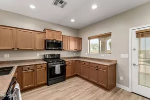 8739 N 179th Dr, Waddell, AZ 85355 - Photo 16