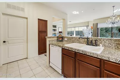 2989 N 44th Street #3018, Phoenix, AZ 85018 - Photo 16