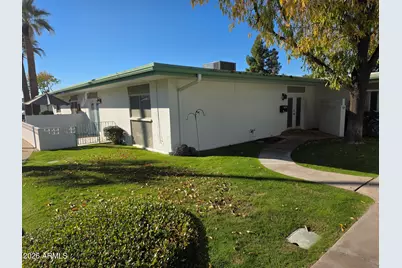 1239 E Maryland Avenue #B, Phoenix, AZ 85014 - Photo 2