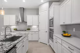 1123 W Thunderhill Dr, Phoenix, AZ 85045 - Photo 6