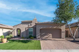 1123 W Thunderhill Dr, Phoenix, AZ 85045 - Photo 1