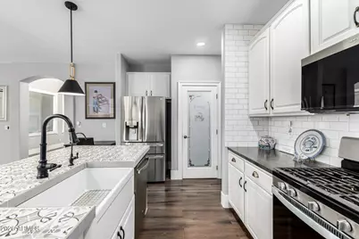 16533 W Carmen Drive, Surprise, AZ 85388 - Photo 10