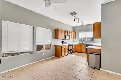 9304 W Gold Dust Avenue, Peoria, AZ 85345 - Photo 6