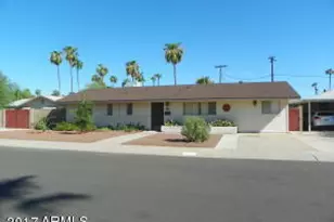 7526 E Minnezona Ave, Scottsdale, AZ 85251 - Photo 1