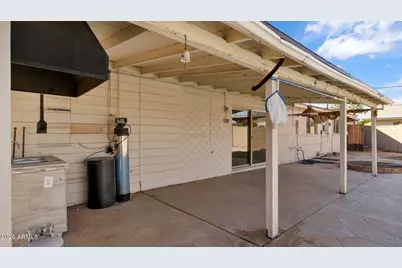 7526 E Minnezona Avenue, Scottsdale, AZ 85251 - Photo 36