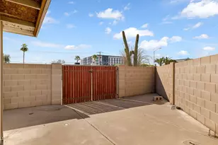 7526 E Minnezona Ave, Scottsdale, AZ 85251 - Photo 32