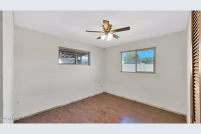 7526 E Minnezona Avenue, Scottsdale, AZ 85251 - Photo 28