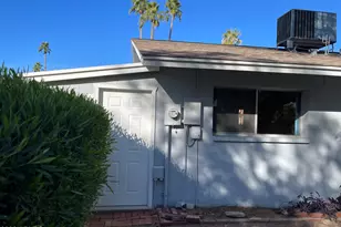 8613 E Orange Blossom Ln, Scottsdale, AZ 85250 - Photo 16