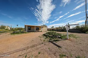 4457 N Delaware Dr, Apache Junction, AZ 85120 - Photo 2