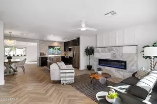 2518 E Louise Dr, Phoenix, AZ 85032 - Photo 2