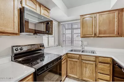 2311 E Hartford Avenue #14, Phoenix, AZ 85022 - Photo 6