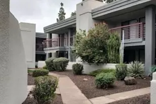 3434 W Danbury Dr, Phoenix, AZ 85053 - Photo 2