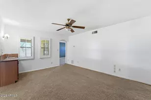 8432 N 18th Ave, Phoenix, AZ 85021 - Photo 12