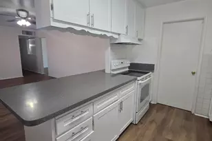 2644 W Corrine Dr, Phoenix, AZ 85029 - Photo 10