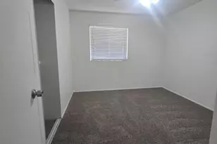 2644 W Corrine Dr, Phoenix, AZ 85029 - Photo 18