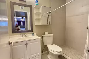 1051 S Dobson Rd, Mesa, AZ 85202 - Photo 16