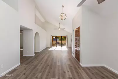 18836 N 94th Avenue, Peoria, AZ 85382 - Photo 8