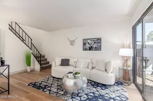 286 W Palomino Dr, Chandler, AZ 85225 - Photo 4