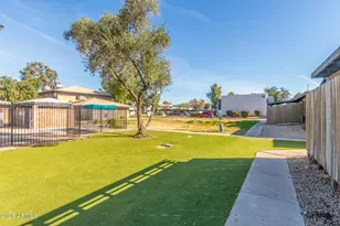 286 W Palomino Dr, Chandler, AZ 85225 - Photo 26