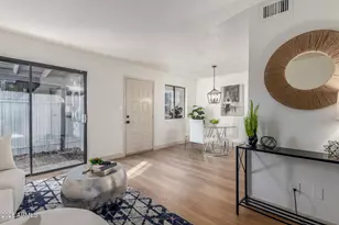 286 W Palomino Dr, Chandler, AZ 85225 - Photo 6