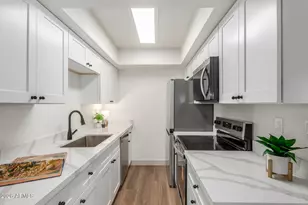 286 W Palomino Dr, Chandler, AZ 85225 - Photo 12