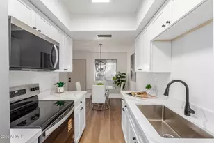 286 W Palomino Dr, Chandler, AZ 85225 - Photo 1