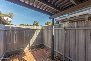 286 W Palomino Dr, Chandler, AZ 85225 - Photo 24