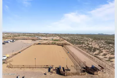 46629 W Luray Road, Wickenburg, AZ 85390 - Photo 14