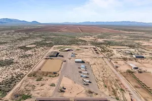 46629 W Luray Rd, Wickenburg, AZ 85390 - Photo 6