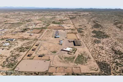 46629 W Luray Road, Wickenburg, AZ 85390 - Photo 8