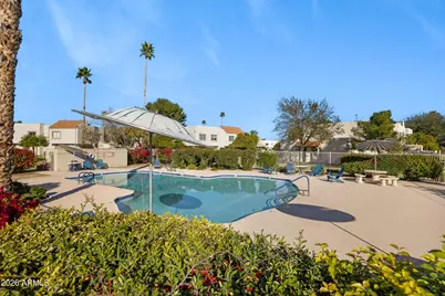 7802 E Keim Drive, Scottsdale, AZ 85250 - Photo 12