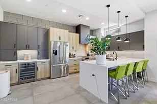 377 E Windsor Ave, Phoenix, AZ 85004 - Photo 2